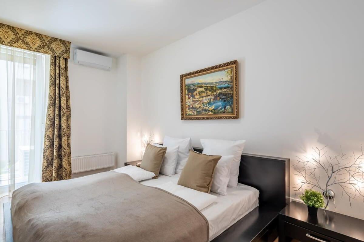Homey Apartment With Ac And Balcony Будапеща Екстериор снимка